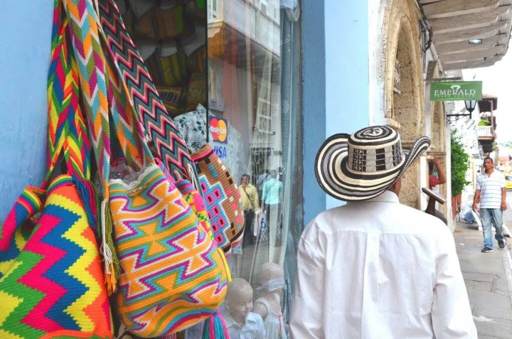 Artesanías colombianas